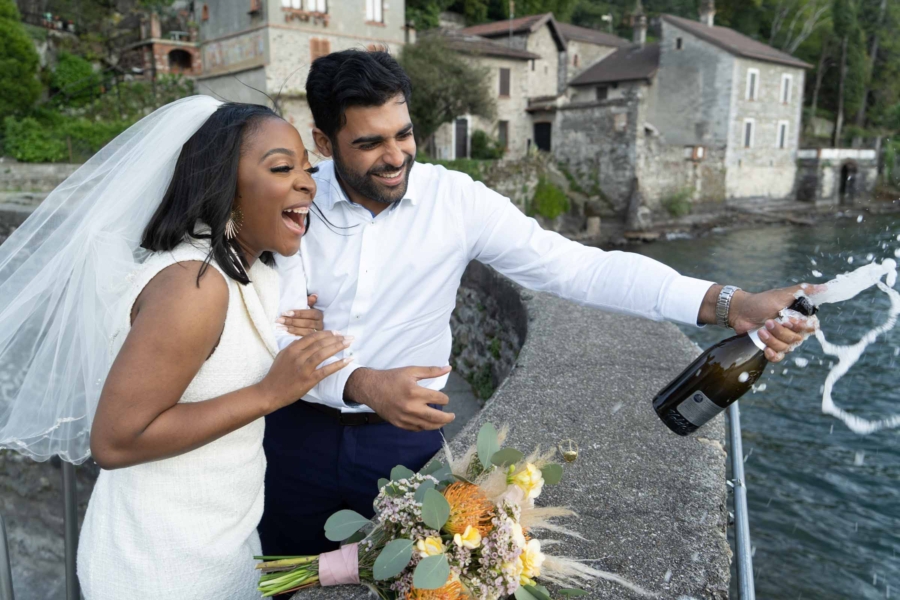 Book fotografici matrimoni wedding coppia romantica sul lago di Como e milano