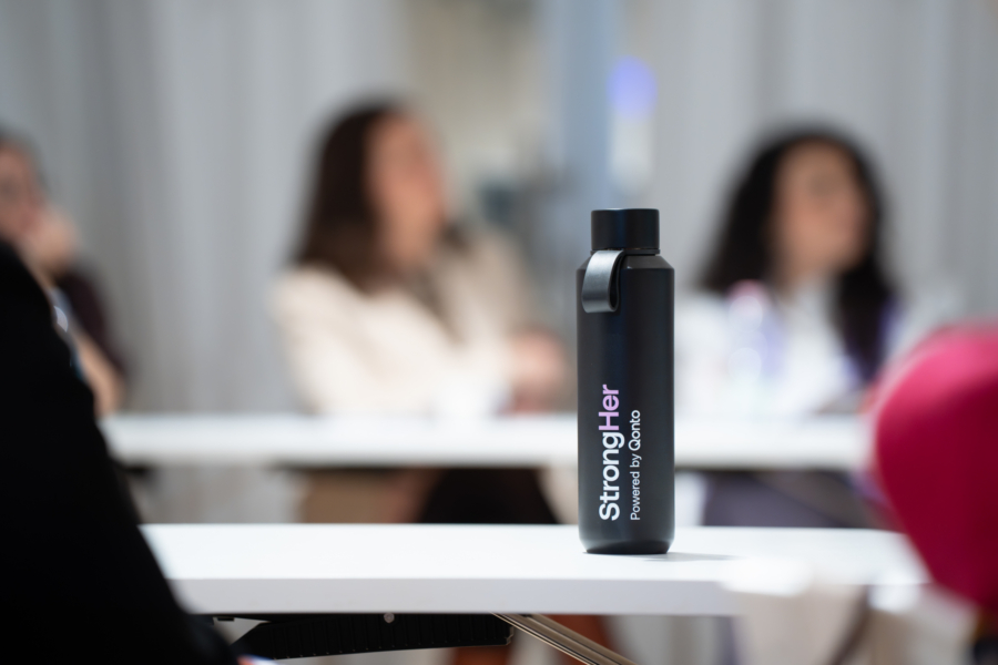 QONTO_DELUCA_250307_SOCIALS_4